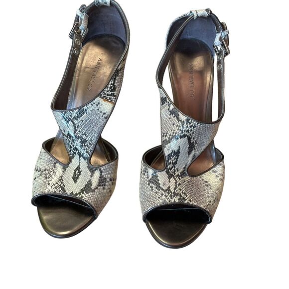 Ann Taylor Julia Python T-Strap Heels 8.5 Cream - Picture 4 of 13